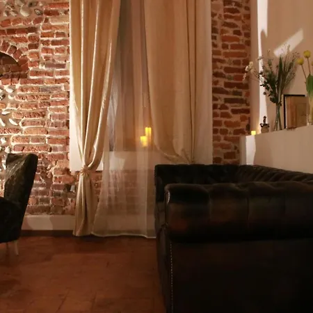 Bed & Breakfast Castello Di Cavaione 3*